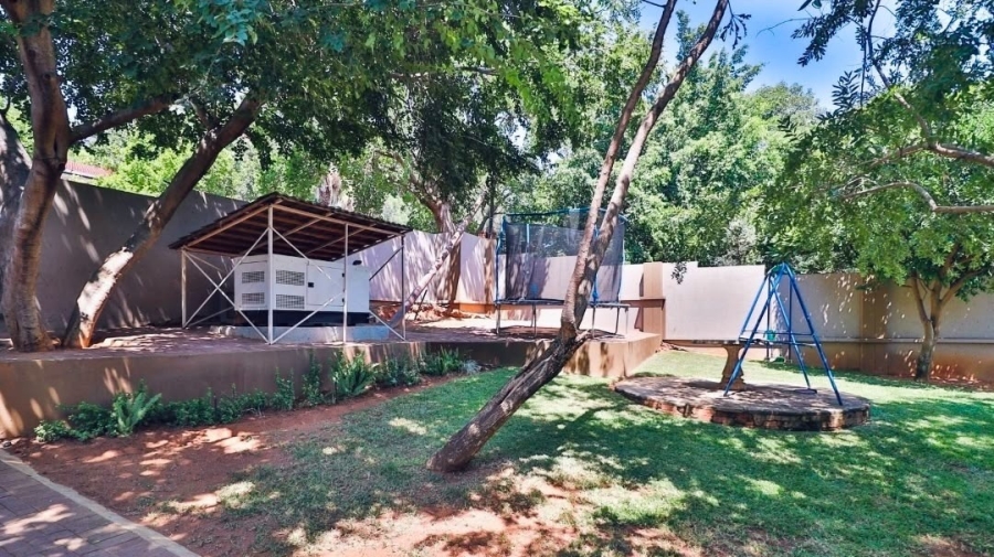 5 Bedroom Property for Sale in Protea Park North West